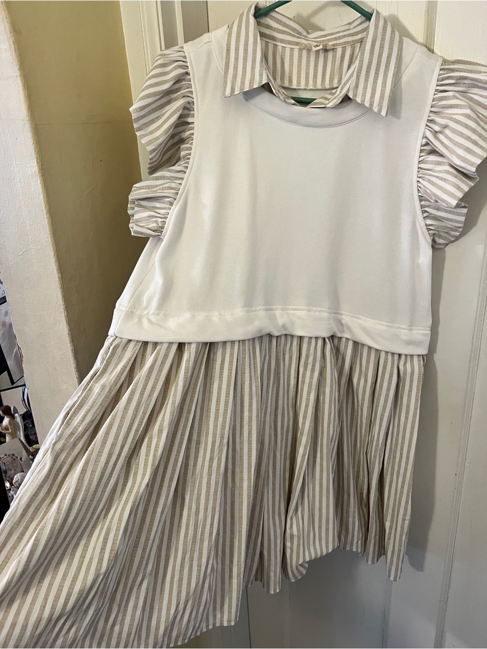 Cream & White Striped Layered Dress
W/pockets